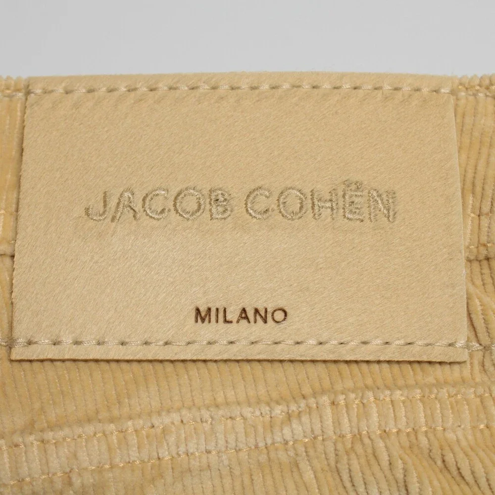 Jacob Cohen NWT 5 Pocket Jean Cut Corduroy Pants Size 34 US Bard in Yellow